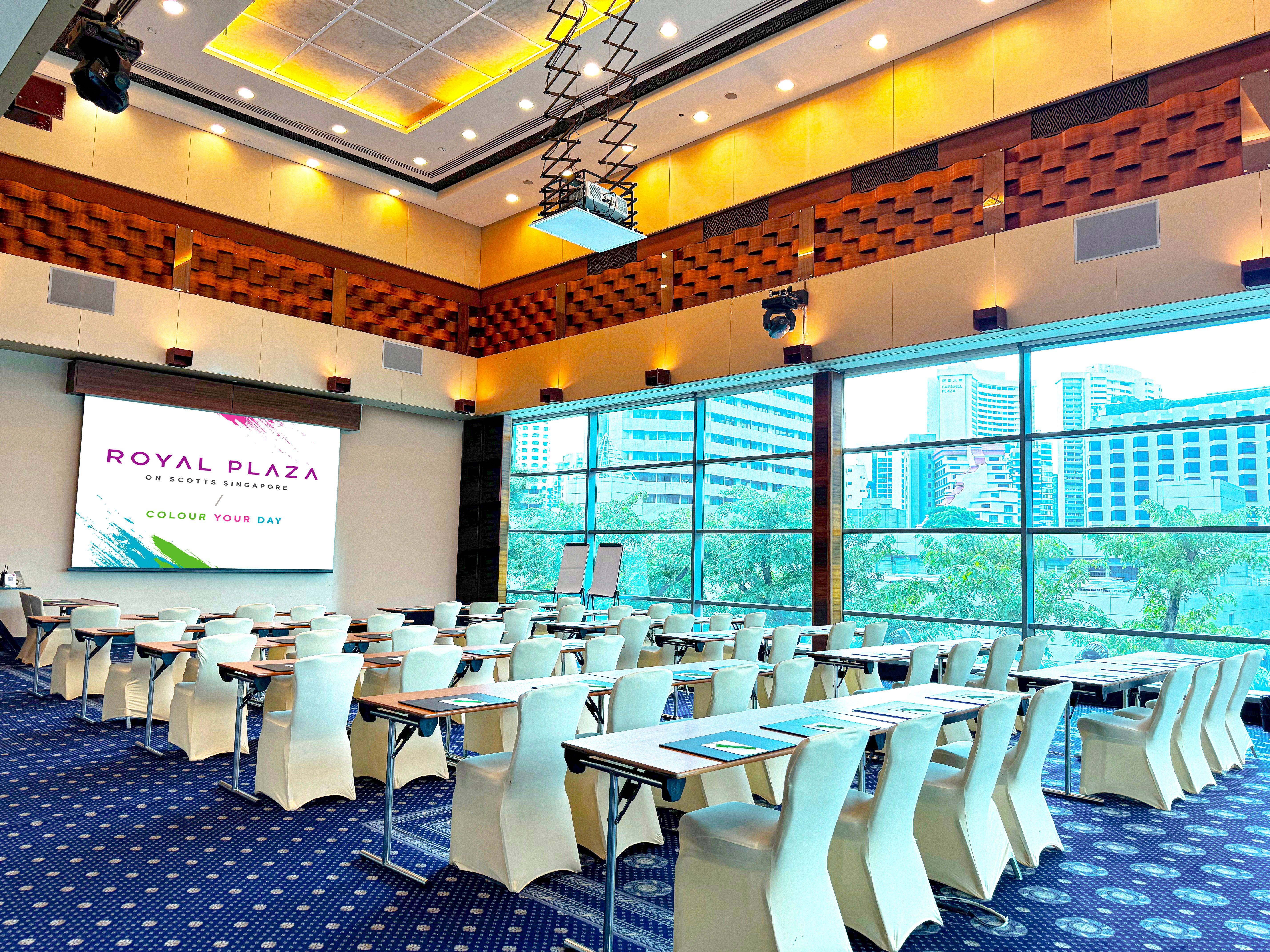 Balmoral Hall Classroom 2.jpg
